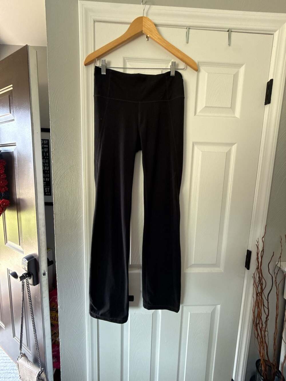 Athleta Black Flare Yoga Pants Leggings Size M
